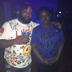 Meet your Posher, Derrick